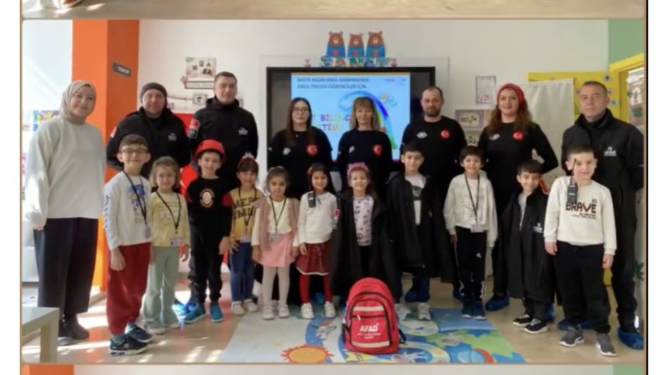 Deprem Haftasında Miniklere Afet Bilinci Eğitimi