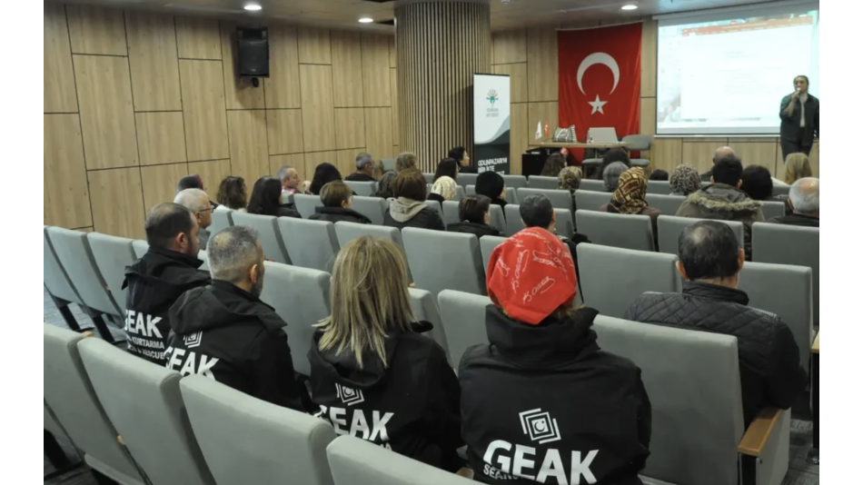 Afet Farkındalık Seminerine Katılım